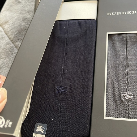 Burberry brand new in box 3 pairs of socks for men soft material pristine cond. - Picture 3 of 5